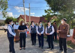 นายกเหล่ากาชาดจังหวัดลำปาง นำทีมคณะกรรมการ/สมาชิกเหล่ากาชาดจังหวัดลำปาง ตรวจเยี่ยมการจัดการขยะมูลฝอยระดับครัวเรือน