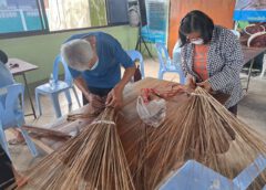 โครงการฝึกอาชีพระยะสั้น หลักสูตรการทำไม้กวาดทางมะพร้าว ประจำปี 2566